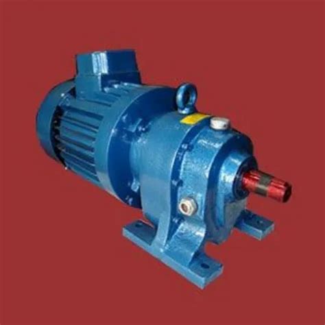 0 25 HP T0 50 HP Foot Or Flange Horizontal Helical Gear Motor Voltage