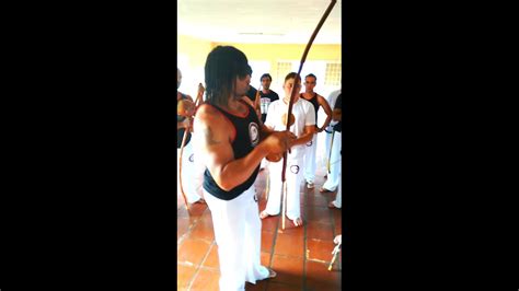 Mestre Pop Lainy Tocando Berimbau Grupo De Capoeira Guerreiros Dos