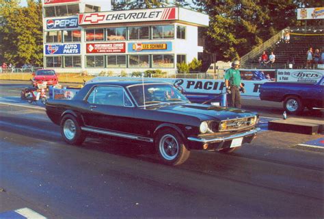 1965 Ford Mustang GT 1/4 mile Drag Racing timeslip specs 0-60 ...