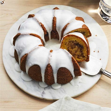 Honey Bun Cake Recipe