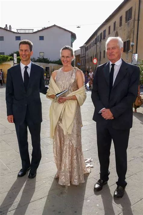 Au Mariage De La Princesse Marie Astrid De Liechtenstein Ni Ce De Deux