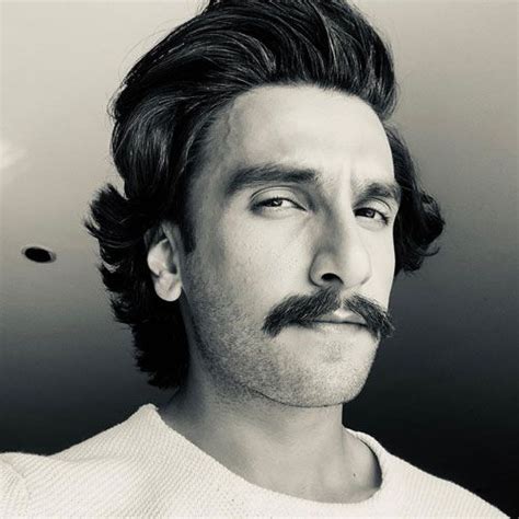 Ranveer Singh Dyes Half His Hair In Gold, Makes Blonde Highlights ...