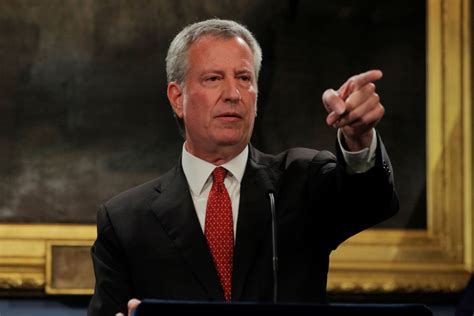 Watch New York City Mayor Bill De Blasio Gives Coronavirus Update