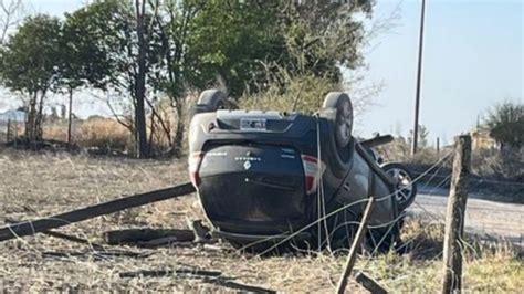 Una Nena De A Os Le Sac El Auto Al Padre Choc Y Se Mat En C Rdoba