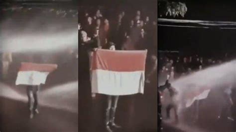 Viral Video Aksi Mahasiswa Berlindung Di Balik Bendera Merah Putih Saat