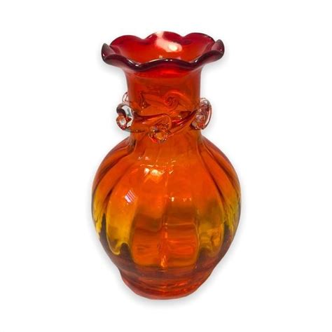 Amberina Art Glass Vase By The Rainbow Glass Co 4 5 Art Glass Vase Rainbow Glass Glass Art