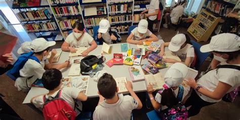 Palermo La Bibliolapa Del Centro Borsellino Torna Sulle Strade Si