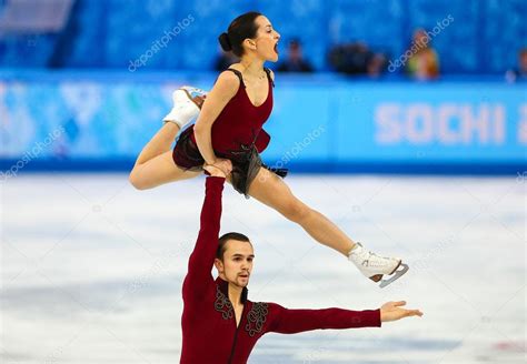 Figure Skating. Pairs Short Program – Stock Editorial Photo © man_kelly ...