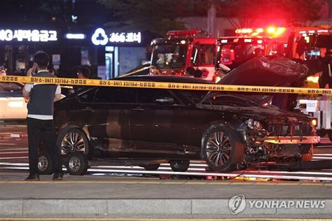 포토 서울 시청역 인근서 역주행 차량 인도 돌진9명 사망