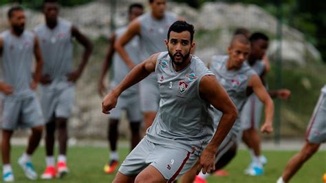 Henrique Dourado Admite Ansiedade Para Estreia No Brasileiro Gazeta