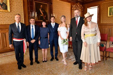 Eleonore Von Habsburg Weds Jérôme Dambrosio In Low Key Royal Wedding