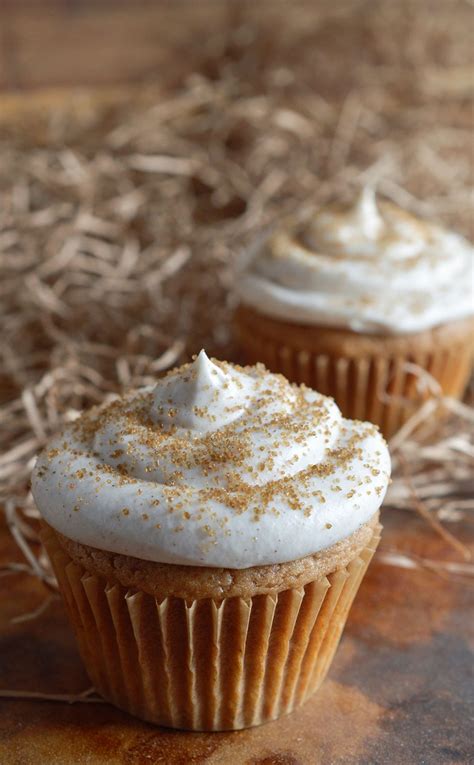 Spiced Cupcakes With Cinnamon Cream Cheese Frosting