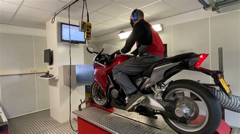 Vfr 1200 Dyno With Ecu Remap And Dam Exhaust Youtube