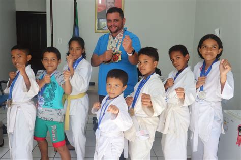 Alpanir Mesquita Delegação De Nina Rodrigues Conquista Cinco Medalhas