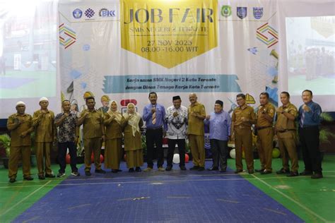 Smkn Ternate Gelar Job Fair Diikuti Perusahaan Smk Negeri