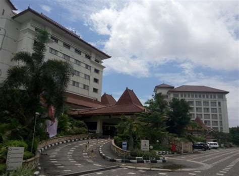 The Sunan Hotel Solo Beri Penghargaan Kepada Dua Tokoh Perempuan IHGMA