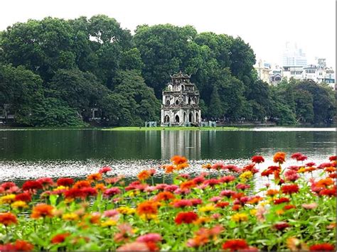 Hanoi sightseeing | Top 5 'Must-See' Tourist Hanoi Attractions!!