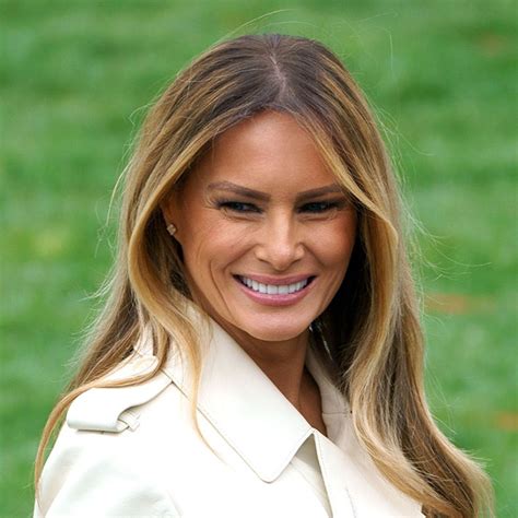 Ivanka Trump Shows Off Her Washboard Abs In A Blue Bikini As Fans React Absolute Perfection