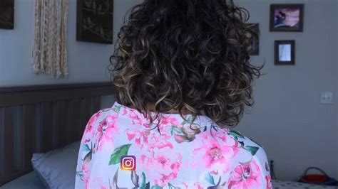 How To Style Curly Hair After Showering Upstyle