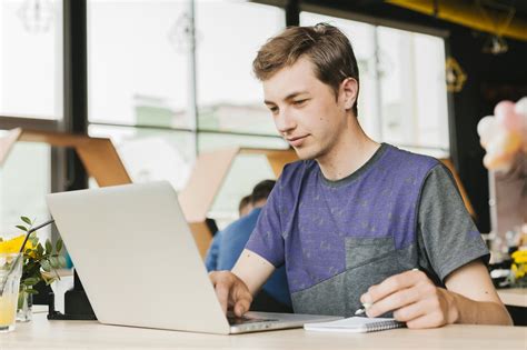 Por Que Jovens Aprendizes São Importantes para Pequenas e Médias