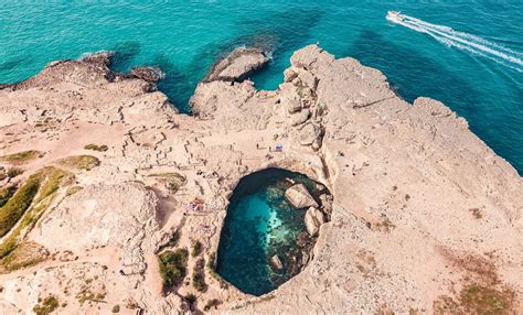 Grotta Della Poesia Piscina Naturale In Salento Tra Storia E