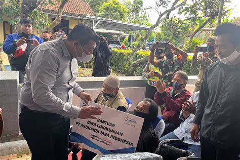 Pemkab Malang Salurkan Bansos Disabilitas Wabup Tidak Akan Salurkan