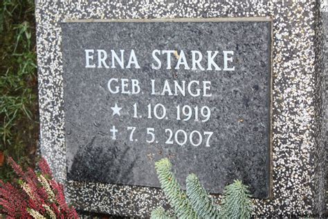 Grab Von Erna Starke Geb Lange 01 10 1919 07 05 2007 Friedhof