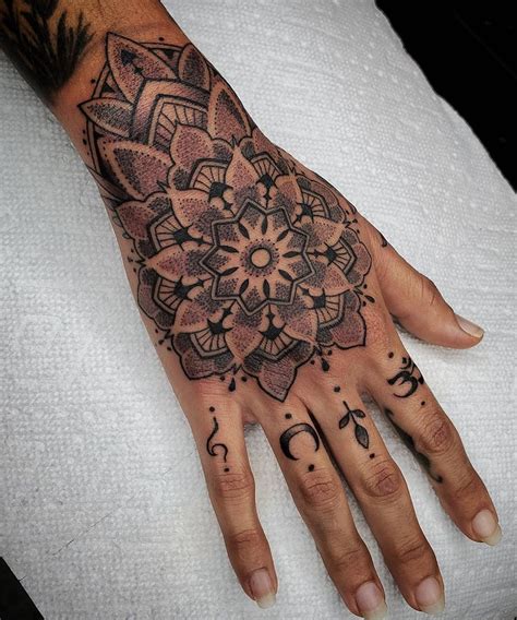 tatuagem de mandala 39 Blog da Pajaris Biquínis Moda Viagens e