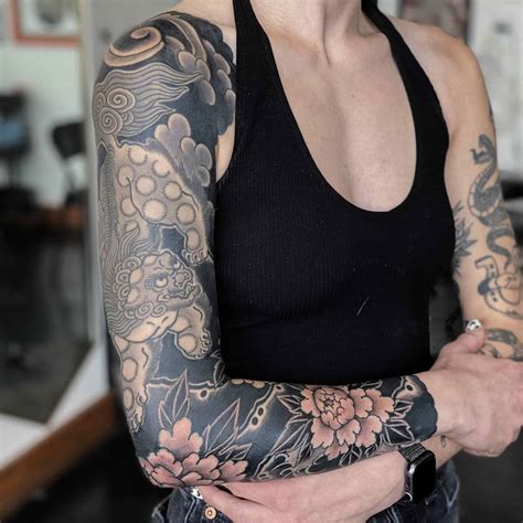 Girly Tattoo Sleeve Ideas For Women