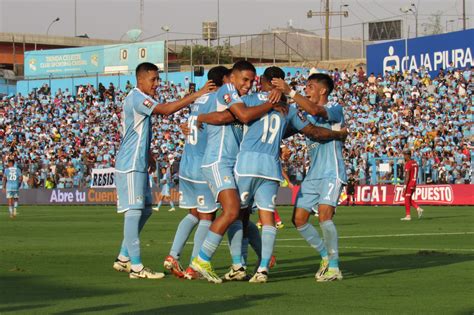 Sporting Cristal Goleó A Sport Huancayo En El Estadio Alberto Gallardo Agencia Press Noticias