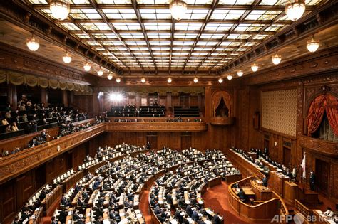 Japan Raises Age Of Consent From 13 To 16 Years Old 写真1枚 国際ニュース：afpbb News