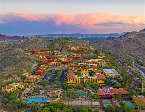 Rejuvenate with Pure Rooms at the Hilton Phoenix Tapatio Cliffs Resort