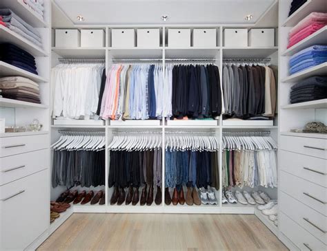 18 Desain Walk In Closet Minimalis Modern Yang Cantik Dan Aesthetic