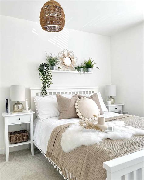 45 Best White Bedroom Ideas How To Decorate A White Bedroom