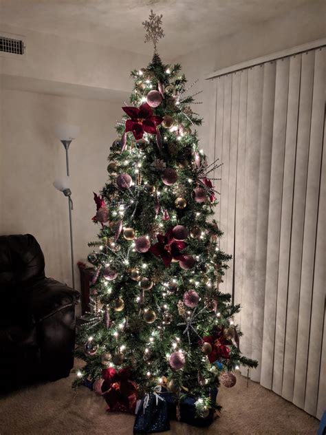 My First Christmas Tree After 20 Years In The Us Pics