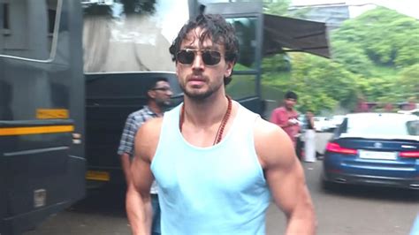 Watch Tiger Shroff Gives Major Fitness Motivation Flaunts His Muscles In Sleeveless T Shirts