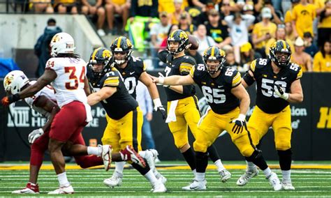 Iowa Football Hawkeyes Seeking Offensive Line Breakthrough In Final 5