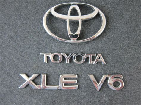 Find Toyota Camry V Xle Rear Trunk Chrome Emblem Set In Hampton