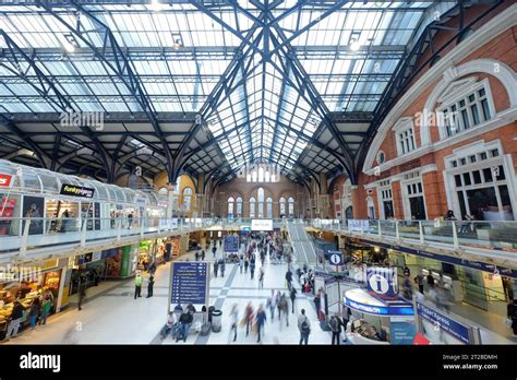 Liverpool Street Station, the interior, London, UK Stock Photo - Alamy