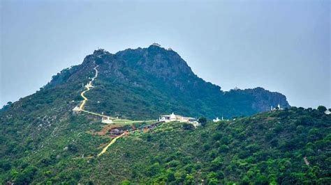 Parasnath Hill: A Majestic Pilgrimage and Natural Wonder