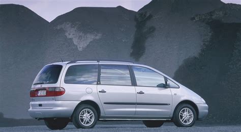 Ford Galaxy Minivan Mpv 1995 2000 Reviews Technical Data Prices