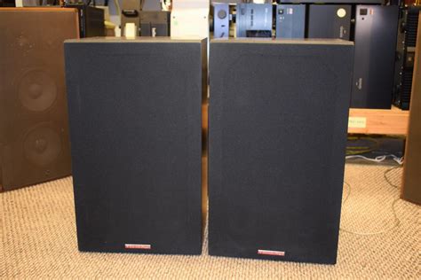 Cerwin Vega Speakers Model RE 30