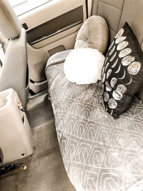 cute car set up — backseat — VSCO | Car decor, Girly car, Cute car ...