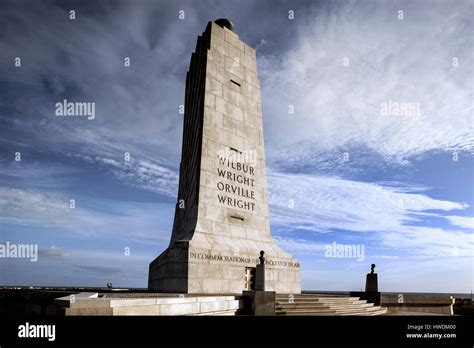 Nc00647 00north Carolina Monument To The Wright Brothers At The
