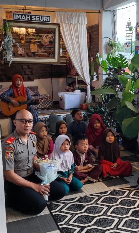 Momen Hut Ri Serdik Sespimmen Polri Dikreg Ke Berbagi Bersama Anak