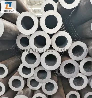 China Factory Crmo Mechanical Pipe Crmo Qt Seamless Steel Pipe