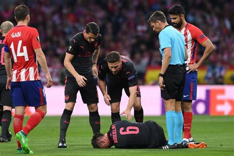 Laurent Koscielny Injury Arsenal Star Ruled Out For Six Months After