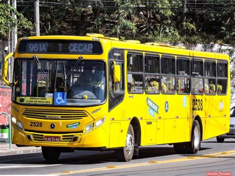 Tarado é preso após se masturbar em ônibus e ser filmado por passageira