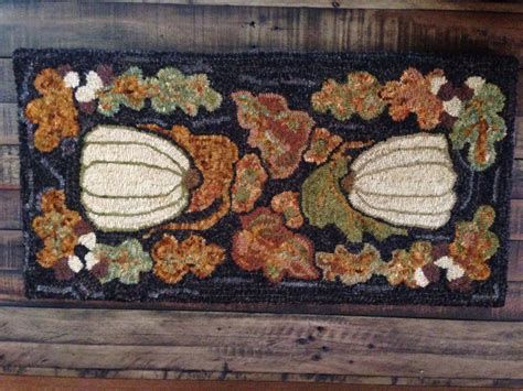 Primitive Fall Table Runner Hooked By Darlene Karolidis Of Heritage