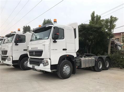 Sinotruk Howo High Roof E2 E4 6x4 Prime Mover 430 Horse Power T7 A7